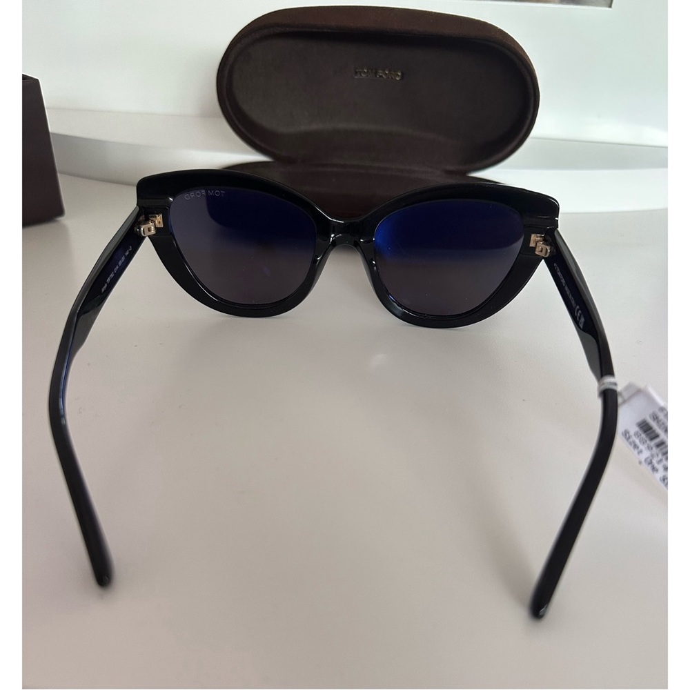 Tom Ford Sunglasses - Picture 5 of 11